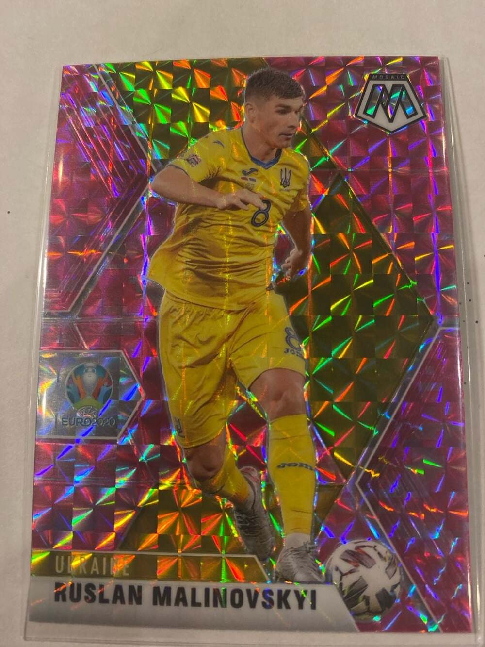 2021 Panini Mosaic UEFA Euro Ruslan Malinovskyi #191 Pink Camo Prizm Soccer Trad